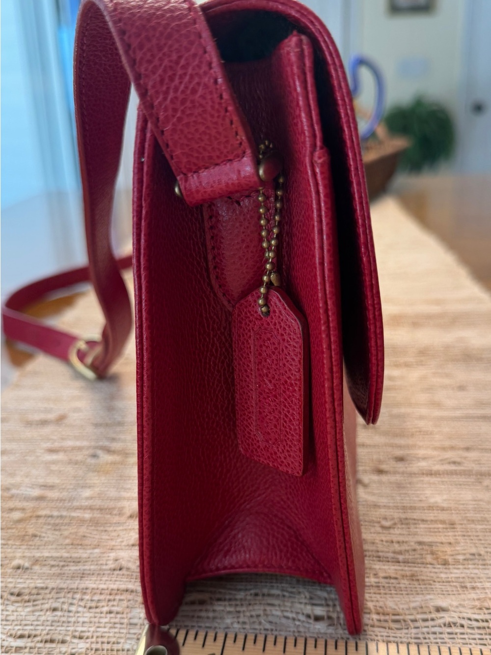 Vintage Coach Made in Italy Red Pebbled Leather Turn Lock Shoulder Bag - Picture 13 of 16